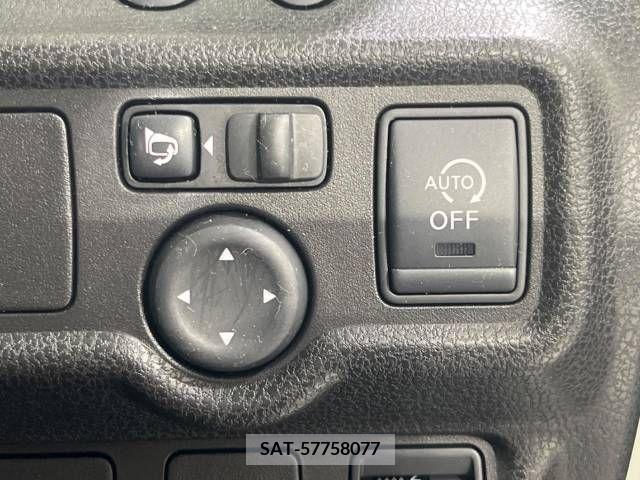 Nissan NOTE 2013-02 392934-7