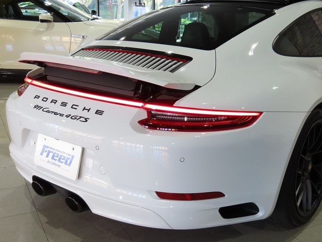 Porsche 911 2018-11 11806-8