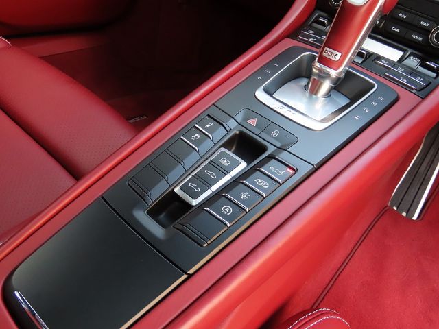 Porsche 911 2018-11 11806-14