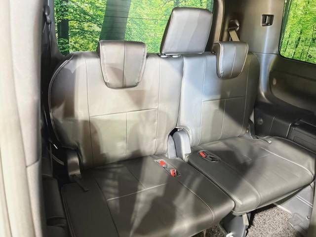 Toyota VOXY 2020-07 187344-12