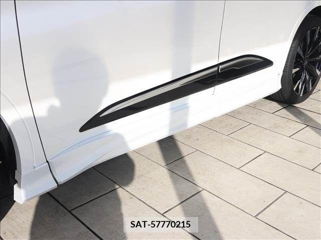 Toyota CROWN 2023-06 220158-18
