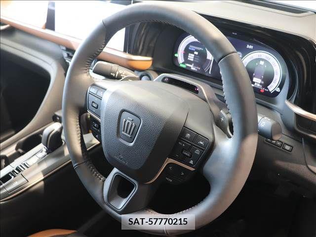 Toyota CROWN 2023-06 220158-8