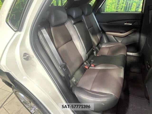 Mazda CX-30 2022-12 358492-9