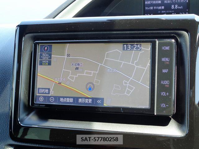 Toyota VOXY 2021-11 321689-11
