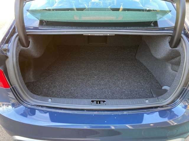 Volvo S60 2012-10 196795-22