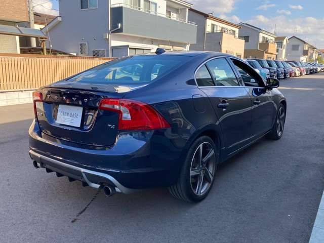 Volvo S60 2012-10 196795-1