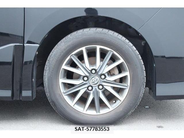 Toyota NOAH 2015-09 280388-9