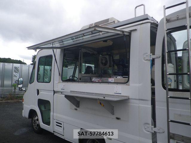 Nissan ATLAS 2013-07 200187-12