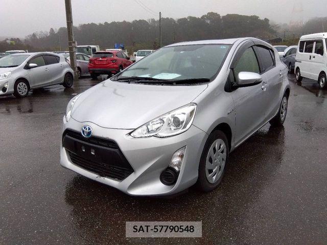 Toyota AQUA 2017-03 222508-0