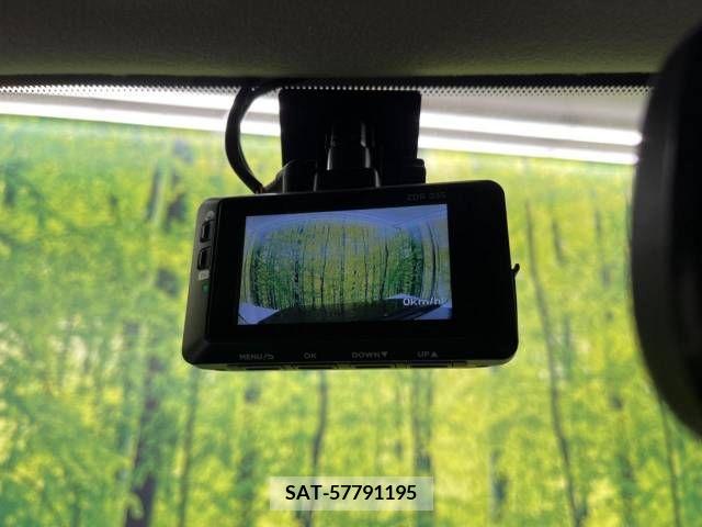 Nissan CUBE 2018-03 256950-4