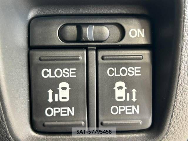 Honda N BOX CUSTOM 2017-03 344172-5