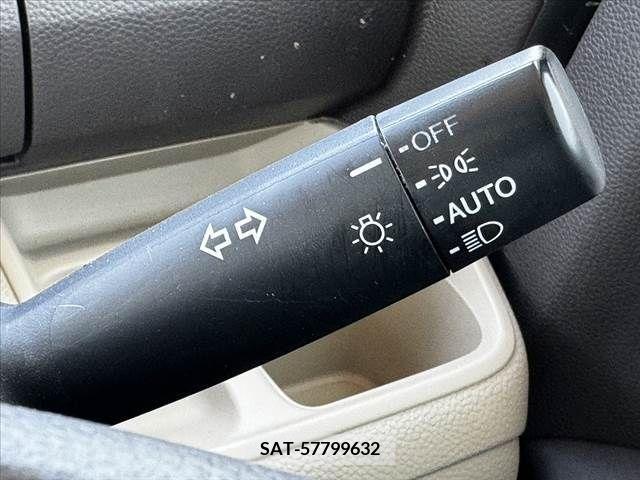 Honda N BOX 2017-11 278546-7