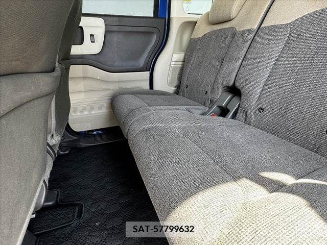 Honda N BOX 2017-11 278546-19