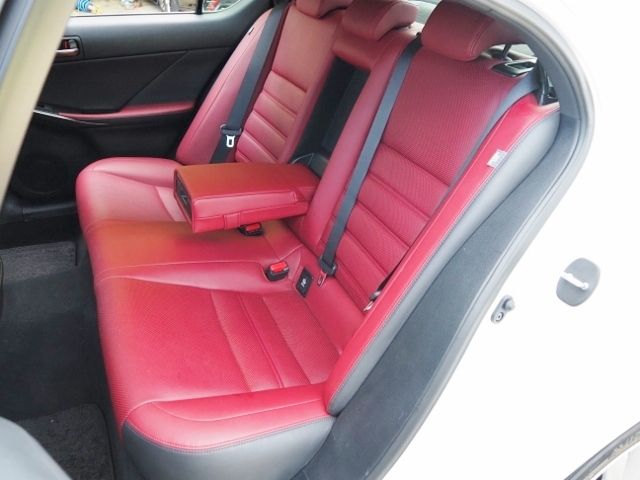 Lexus IS 2021-04 4246-14