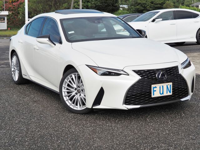 Lexus IS 2021-04 4246-2