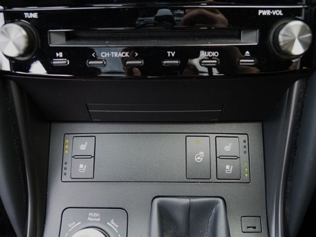 Lexus IS 2021-04 4246-25