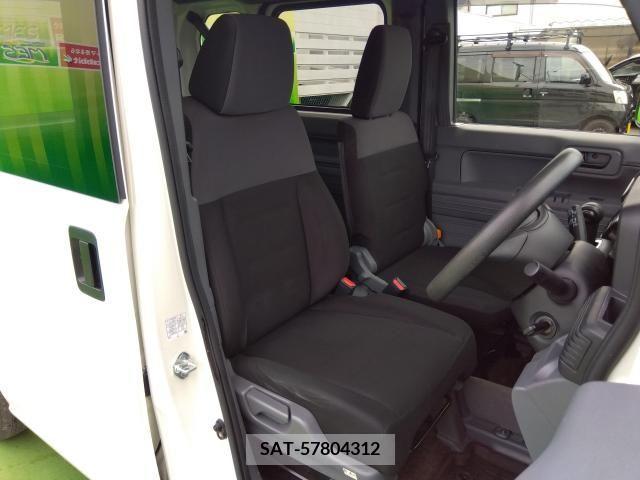 Honda N-VAN 2019-03 307922-4