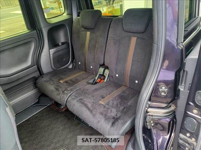 Honda N BOX CUSTOM 2018-03 279282-4