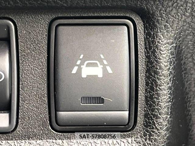Nissan NOTE 2019-06 347758-6