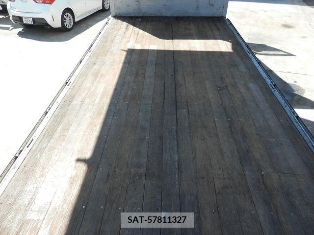 Hino PROFIA 2009-01 331102-18