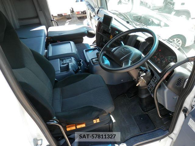Hino PROFIA 2009-01 331102-23