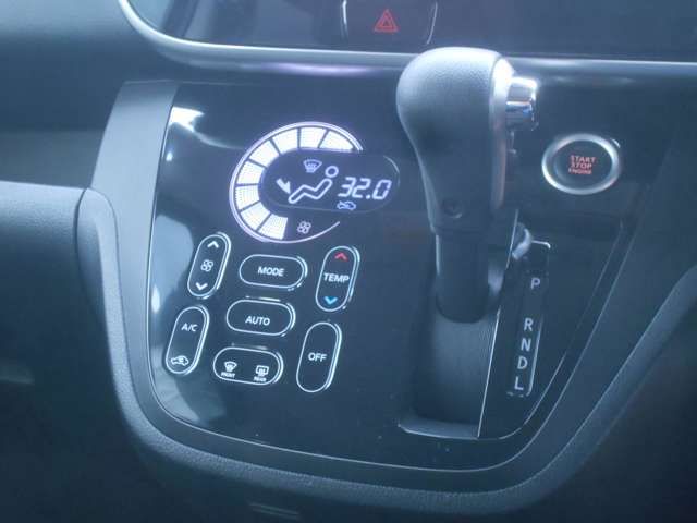 Nissan DAYZ ROOX 2016-02 25305-6