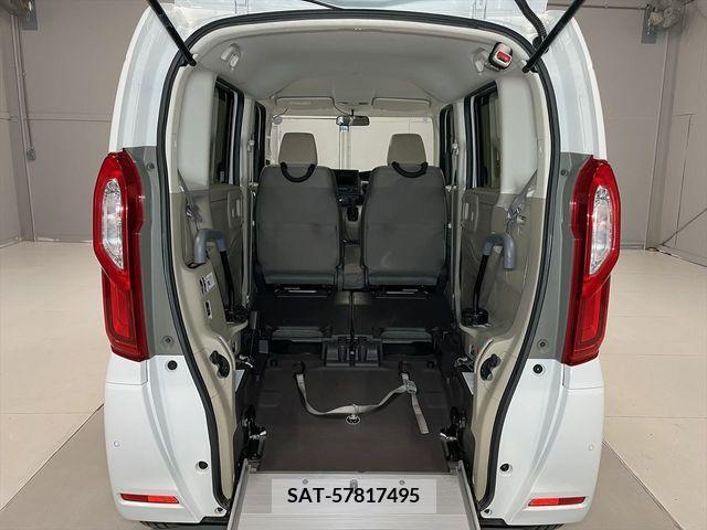 Honda N BOX 2019-02 307446-4