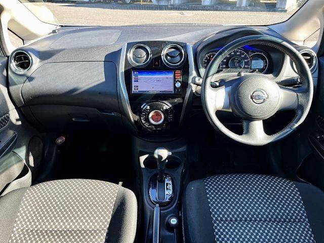 Nissan NOTE 2014-07 186590-1