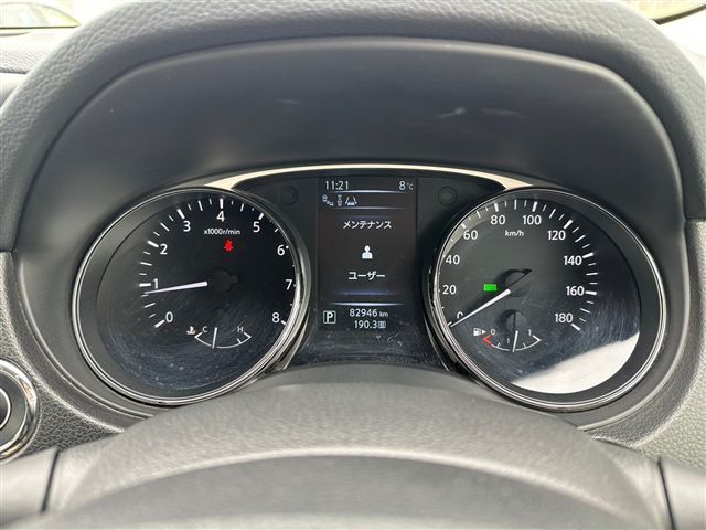 Nissan X-TRAIL 2014-03 1946-19