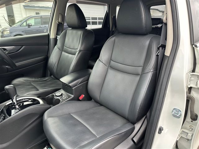 Nissan X-TRAIL 2014-03 1946-28