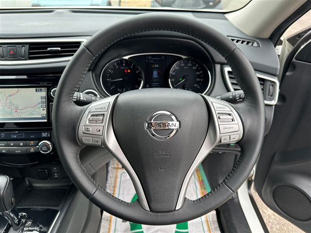 Nissan X-TRAIL 2014-03 1946-13