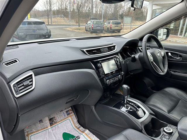Nissan X-TRAIL 2014-03 1946-12