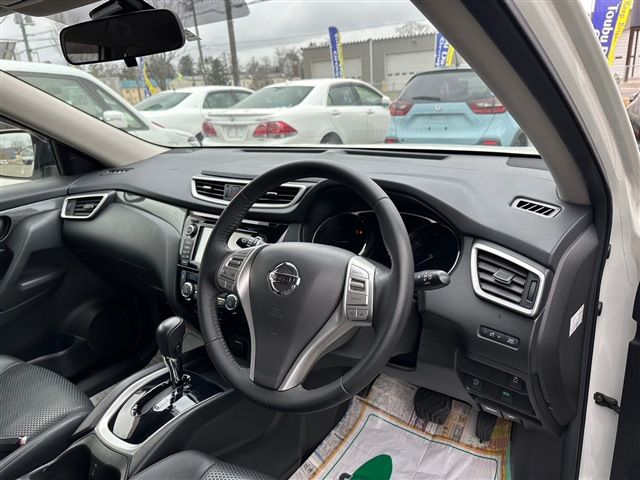 Nissan X-TRAIL 2014-03 1946-11