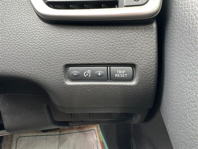 Nissan X-TRAIL 2014-03 1946-22