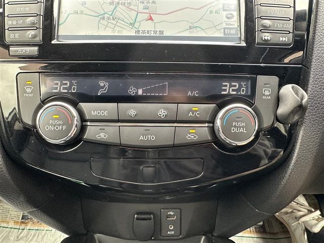 Nissan X-TRAIL 2014-03 1946-17
