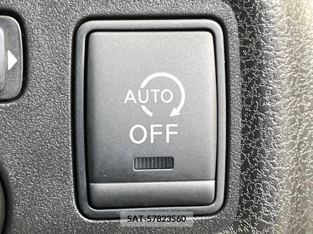 Nissan NOTE 2012-09 253704-7