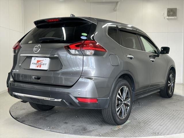 Nissan X-TRAIL 2018-04 193596-4