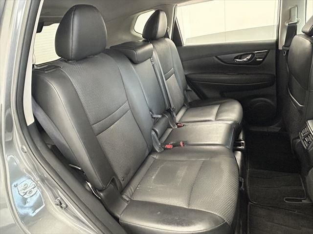 Nissan X-TRAIL 2018-04 193596-20