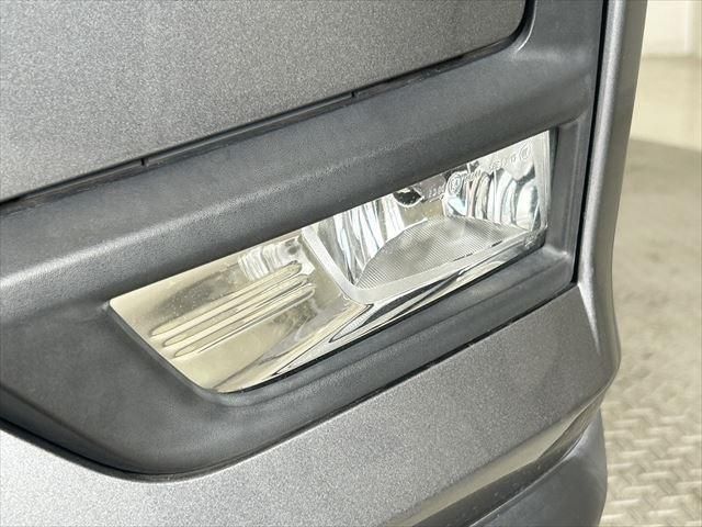 Nissan X-TRAIL 2018-04 193596-10