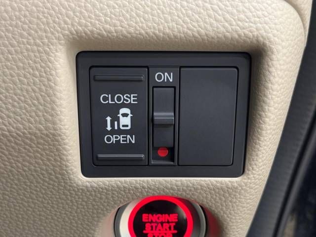 Honda N BOX 2018-03 19674-6