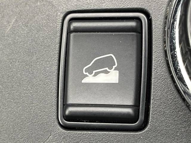 Nissan X-TRAIL 2018-10 189354-7