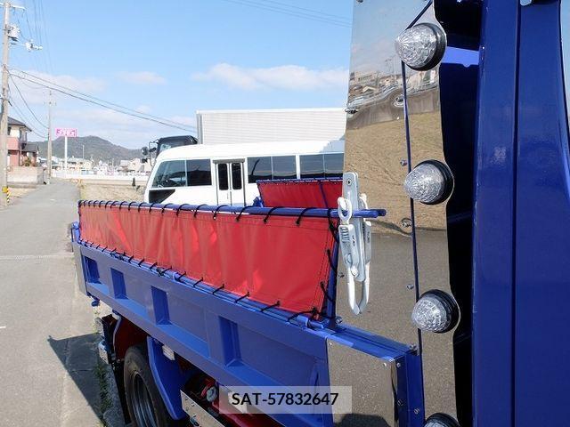 Mitsubishi CANTER 2006-04 223898-9