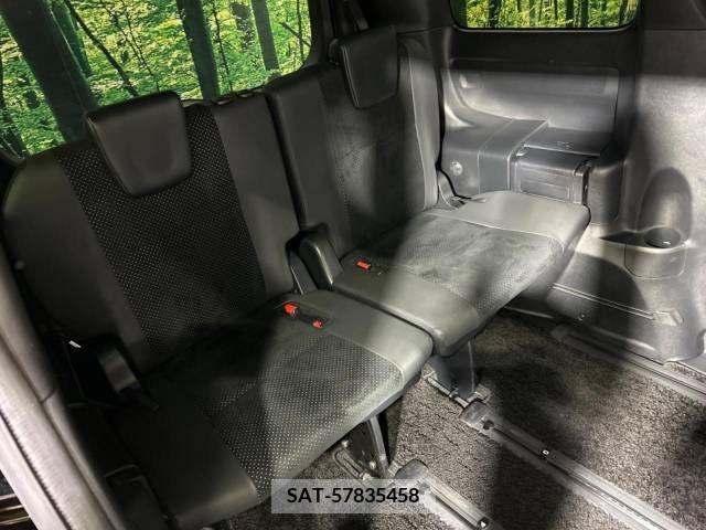 Toyota VOXY 2021-04 242238-10
