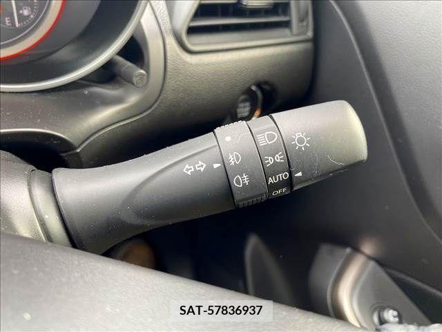 Suzuki SWIFT 2019-05 286684-17