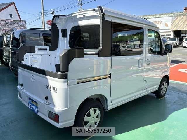 Daihatsu HIJET VAN 2023-04 216265-13