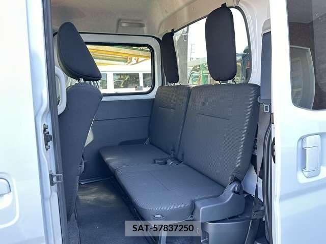Daihatsu HIJET VAN 2023-04 216265-6