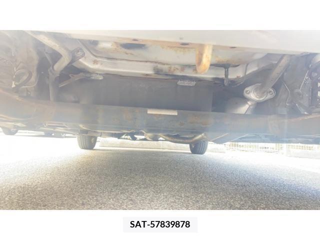 Daihatsu ESSE 2006-06 390681-8
