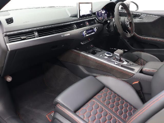 Audi RS5 2018-05 8539-14