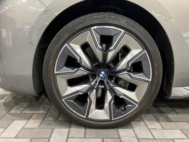 Bmw 7 SERIES 2022-12 195943-12