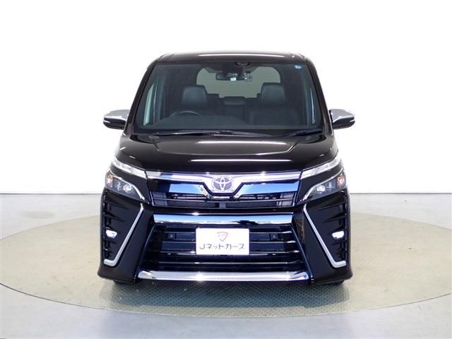 Toyota VOXY 2020-11 29022-4